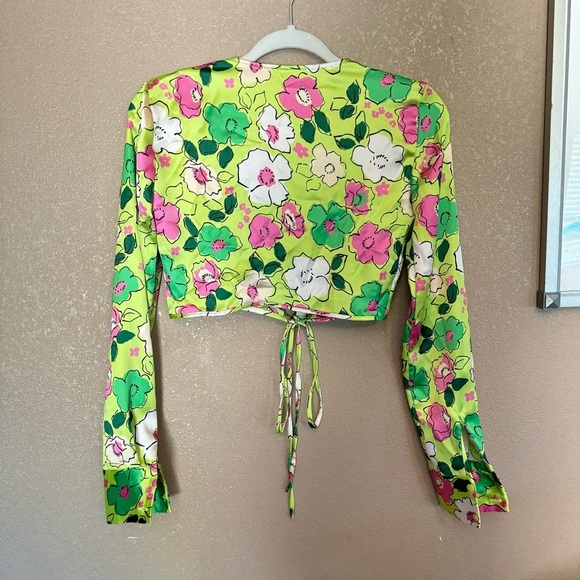 ZARA Lime Green Pink Groovy Floral 70s Tie Front Long Sleeve Crop Top F - Picture 3 of 3